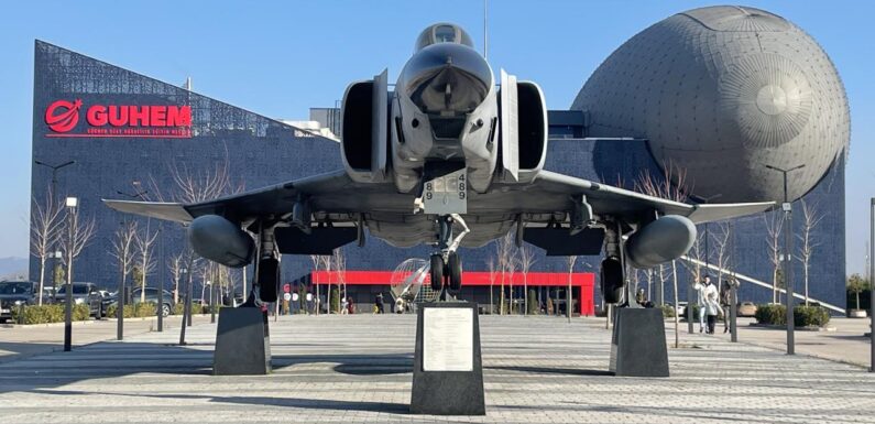 Gökmen Uzay Havacılık Eğitim Merkezi’nde çocuklara astronot eğitimi verilecek