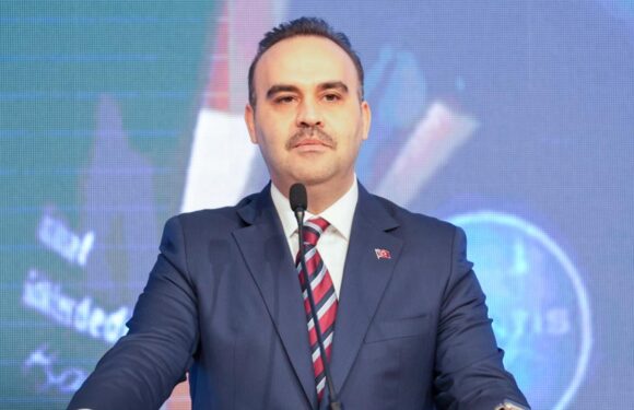 Bakan Kacır: Bilimde kadının rolü kalkınma yolculuğunun anahtarı olacak