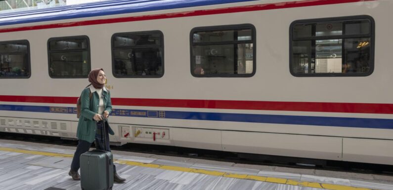 Doğu ve Güneydoğu’ya nisanda iki yeni turistik tren seferi başlayacak