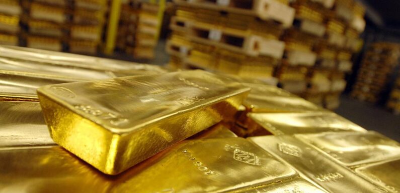 Altın ithalatı kota uygulamasıyla 3,2 milyar dolar geriledi
