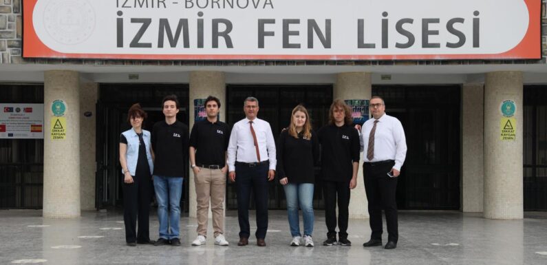 İzmir Fen Lisesi öğrencilerinin müsilaja karşı geliştirdiği uyarı cihazı ABD’de ödül aldı