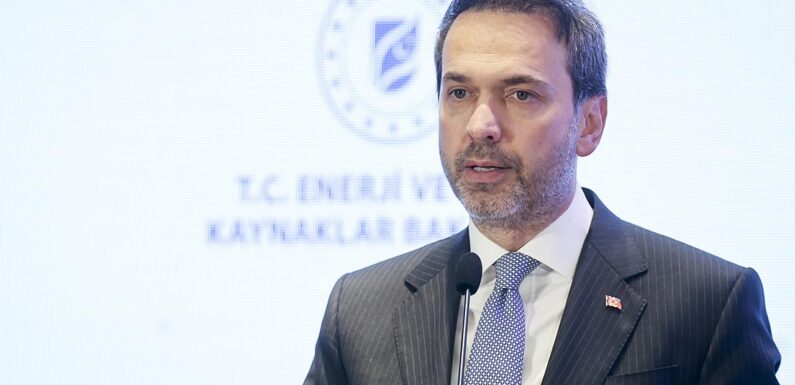 Bakan Bayraktar: Nükleer enerji olmadan emisyon hedeflerine ulaşılamaz