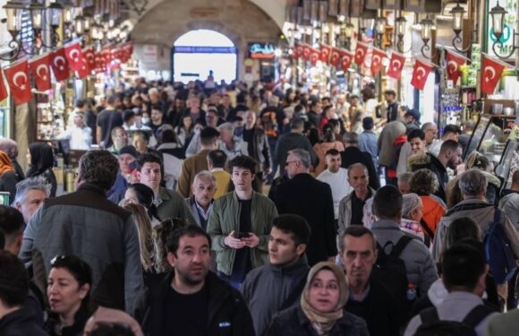 Esnaf bayramda 150200 milyar liralık ciro bekliyor