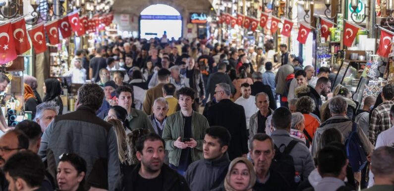 Esnaf bayramda 150200 milyar liralık ciro bekliyor