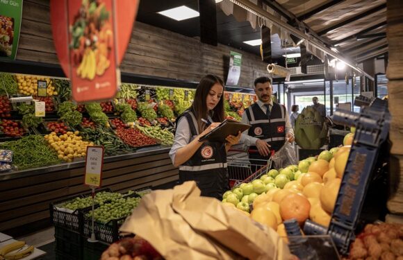 Bayram öncesi market denetimleri yoğunlaştırıldı