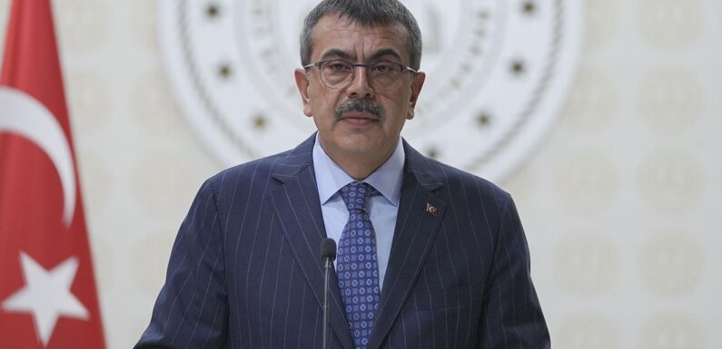 Bakan Tekin: Yeni müfredat daha dinamik bir eğitim iklimini hedefliyor