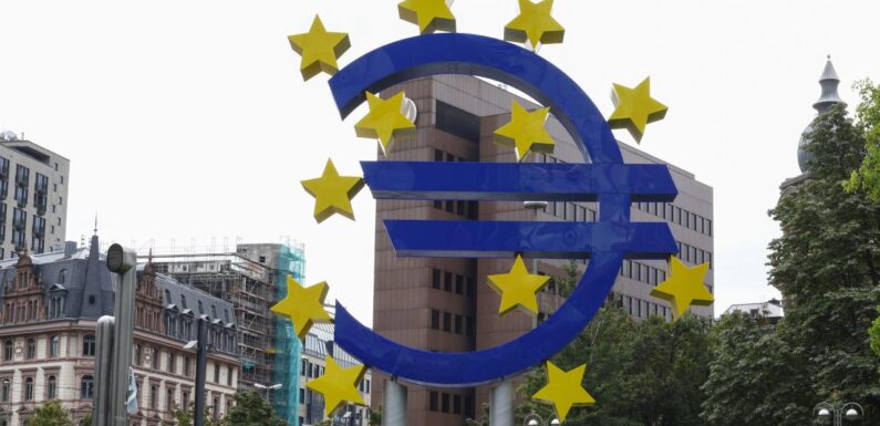 Euro Bölgesi ekonomisi ikinci çeyrekte yüzde 0,3 büyüdü