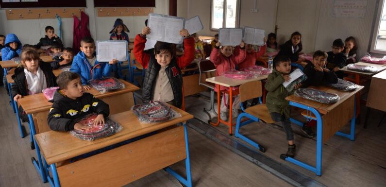 Depremden etkilenen 5 ilde özel okula giden öğrencilerin eğitim desteği tutarı belli oldu