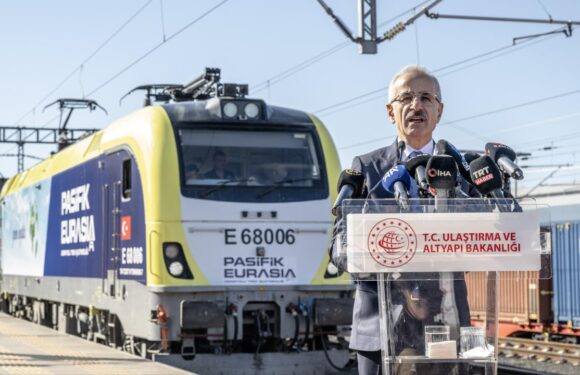 Türkiye’nin ilk özel uluslararası yük treni seferlere başladı