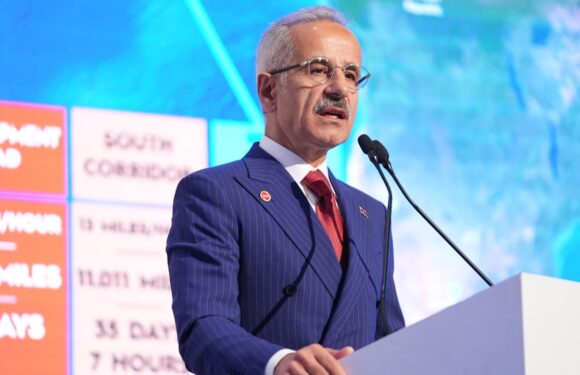 Bakan Uraloğlu: Kalkınma Yolu Projesi, Avrupa ülkelerine kesintisiz ulaşım sağlayacak