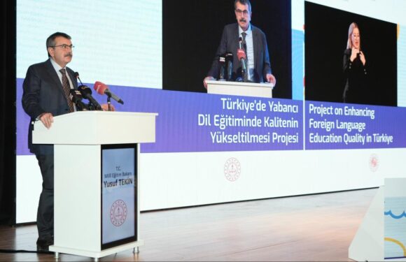 Tekin: Yabancı dil eğitiminde çağın ihtiyaçlarına göre proje geliştiriyoruz