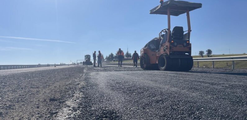 Deprem bölgesinde altyapı yatırımları hız kesmiyor