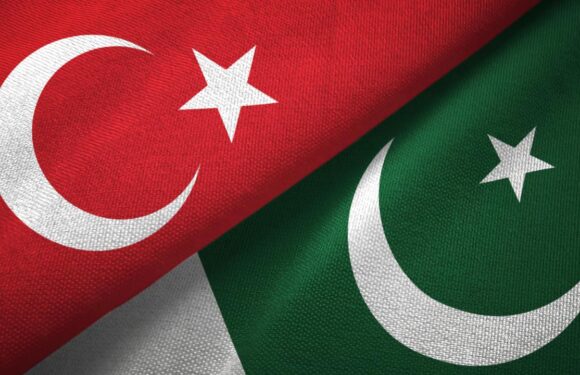 Türkiye ile Pakistan arasındaki ticaret hacminde hedef 5 milyar dolar