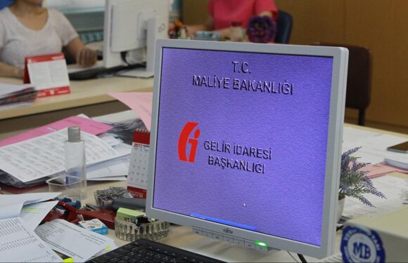 Gelir vergisi mükellef sayısı 2,6 milyonu aştı