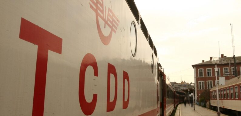 TCDD, 48 tren teşkil işçisi ve 9 vinç operatörü alacak